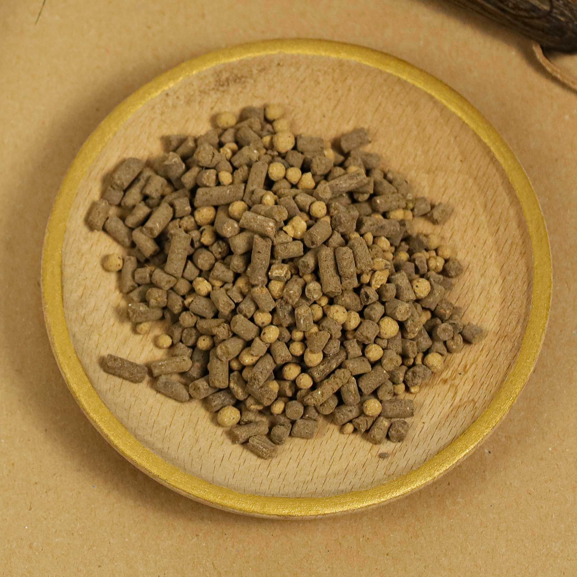 Ingrasamant granulat organic Dr.Soil pentru gazon, la cutie de 850gr, pentru uz hobby - imagine 5