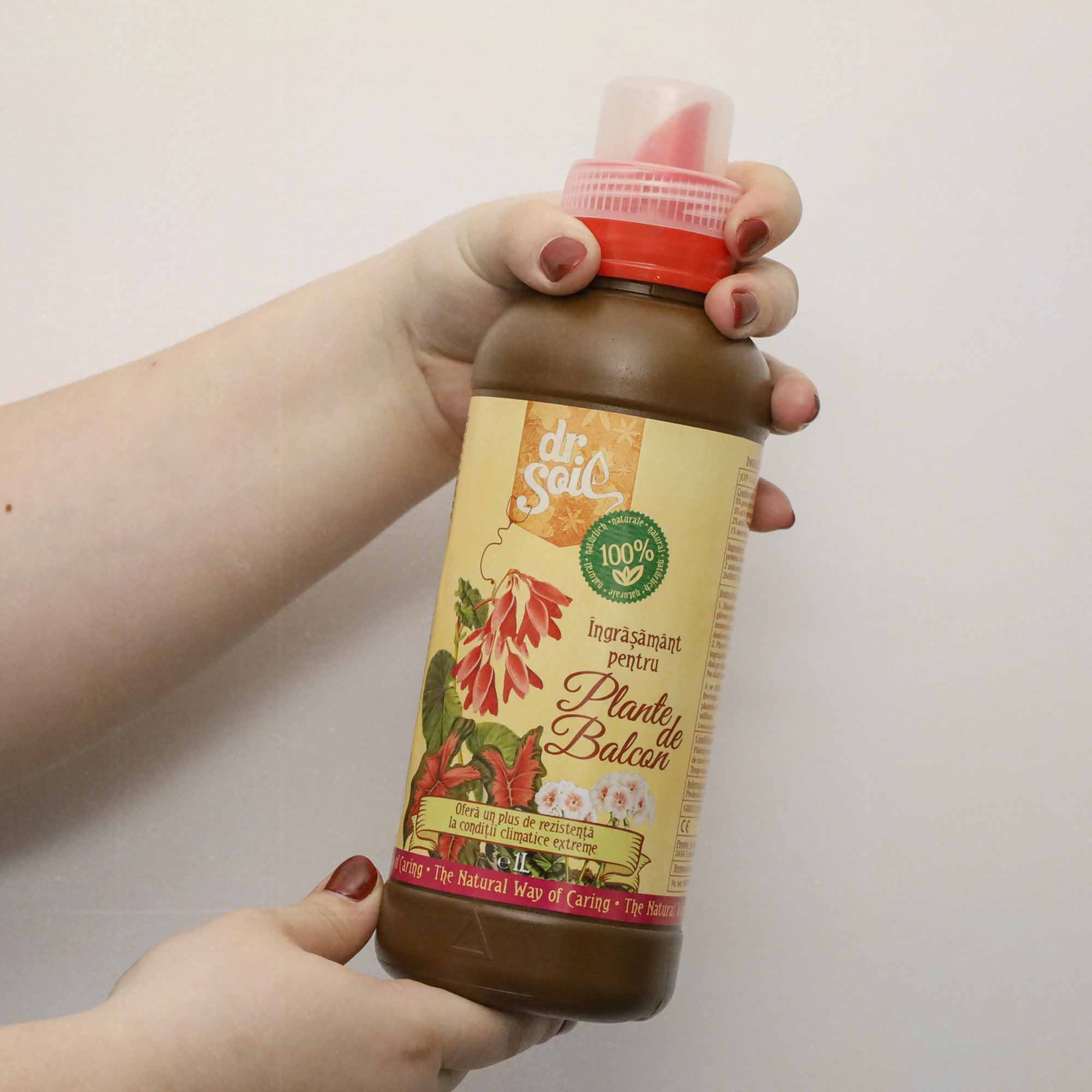 Dr.Soil Ingrasamant organic lichid pentru plante de balcon 1litru - imagine 2